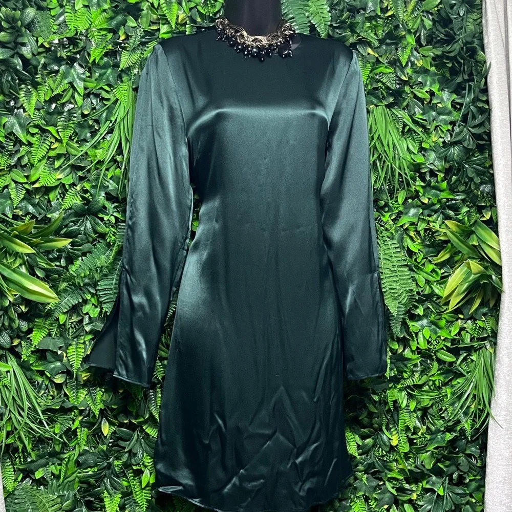Banana Republic Dress Small Green 100% Silk Abril Satin Mini Long Sleeve 3846 - Picture 3 of 7